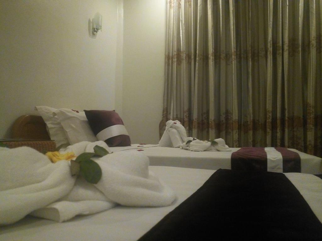 Golden Dream Hotel Mandalay Exterior foto
